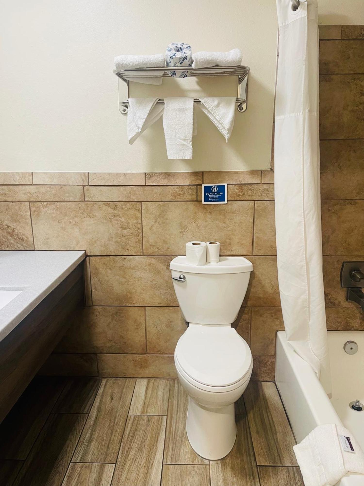 Bourbon Capital Inn Бардстаун Экстерьер фото