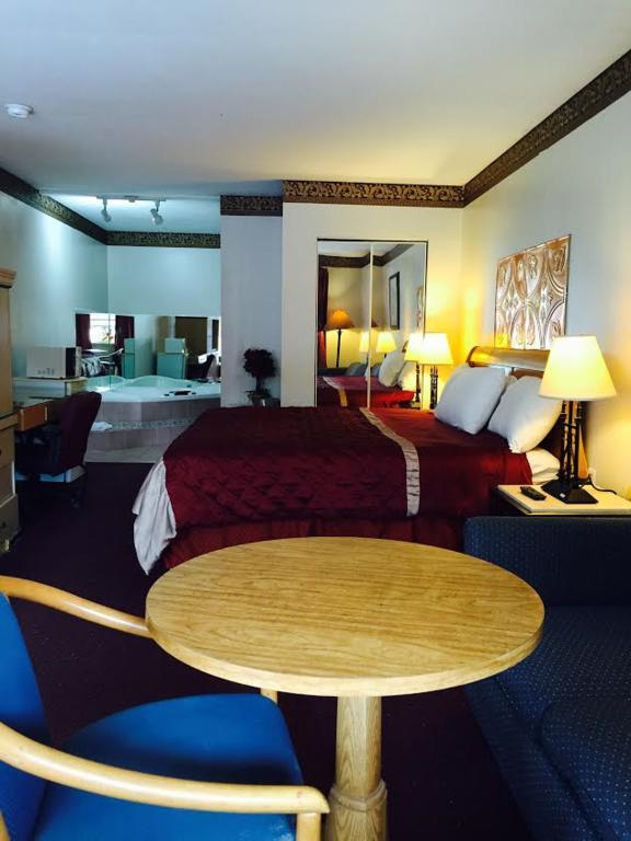 Bourbon Capital Inn Бардстаун Экстерьер фото